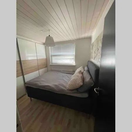 House, With One Bedroom And Garden.